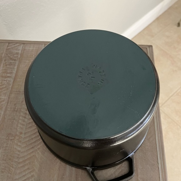 Staub Dutch Oven - Picture 4 of 5